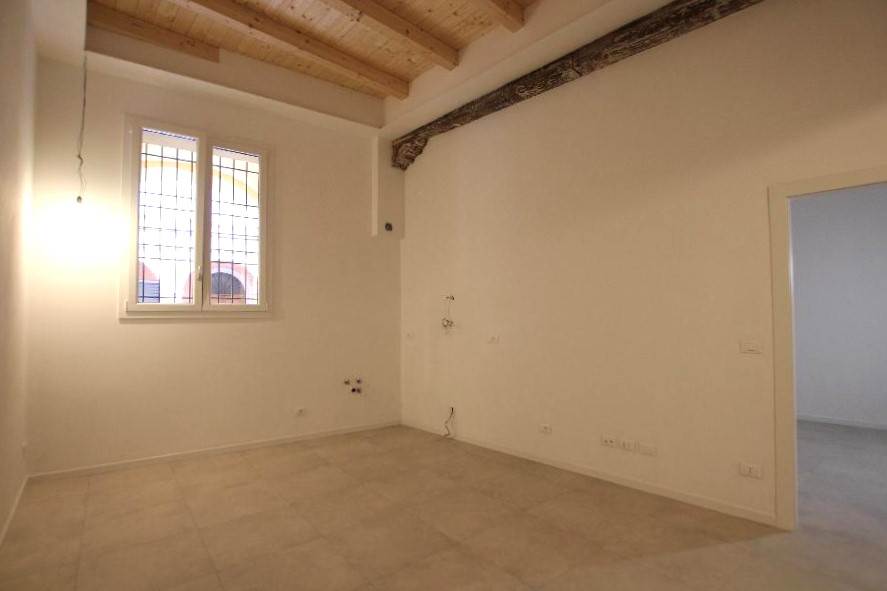 appartamento in affitto a Cento