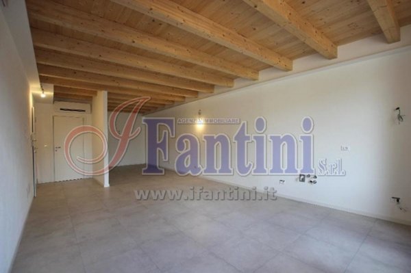 appartamento in affitto a Cento