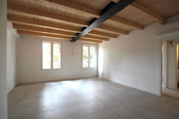 appartamento in affitto a Cento