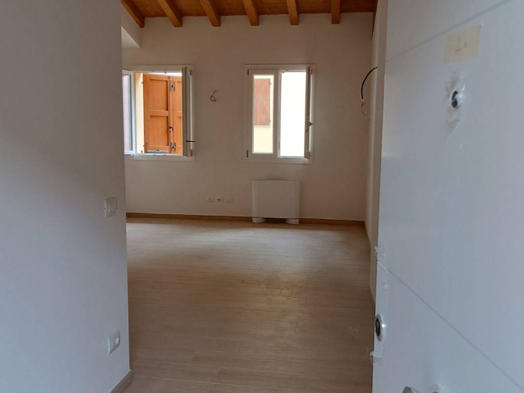 appartamento in affitto a Cento