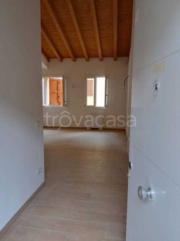 appartamento in affitto a Cento