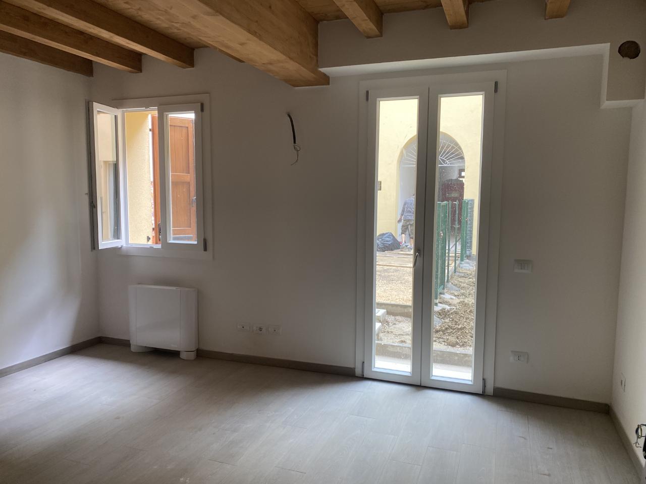 appartamento in affitto a Cento
