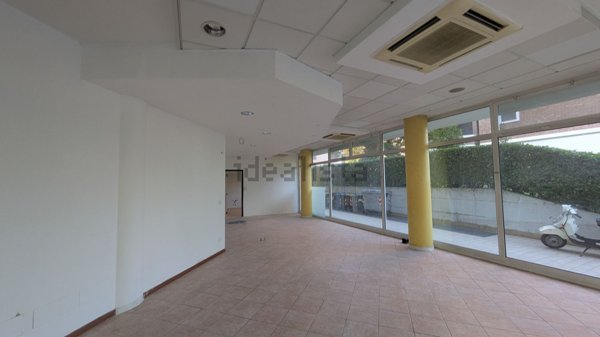 ufficio in affitto a Cento