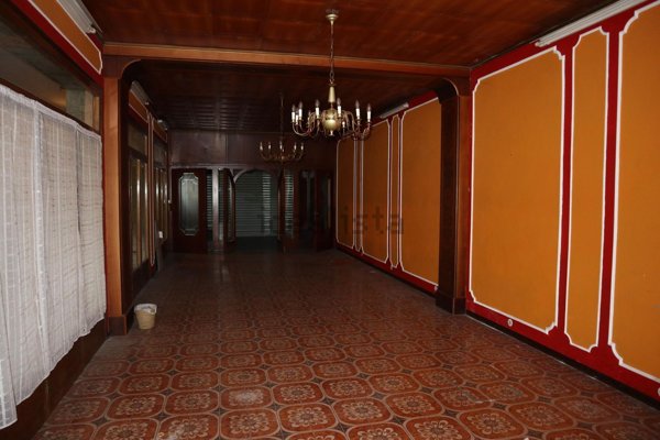 negozio in affitto a Cento