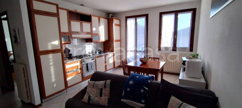 appartamento in affitto a Cento