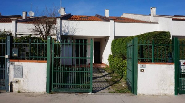 casa indipendente in affitto a Comacchio in zona Lido delle Nazioni