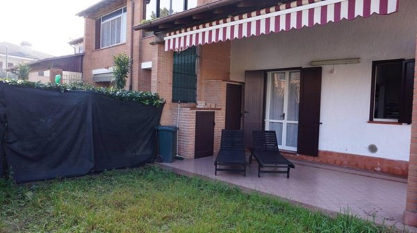 casa indipendente in affitto a Comacchio in zona Lido delle Nazioni