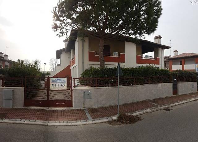 casa indipendente in affitto a Comacchio in zona Lido degli Scacchi