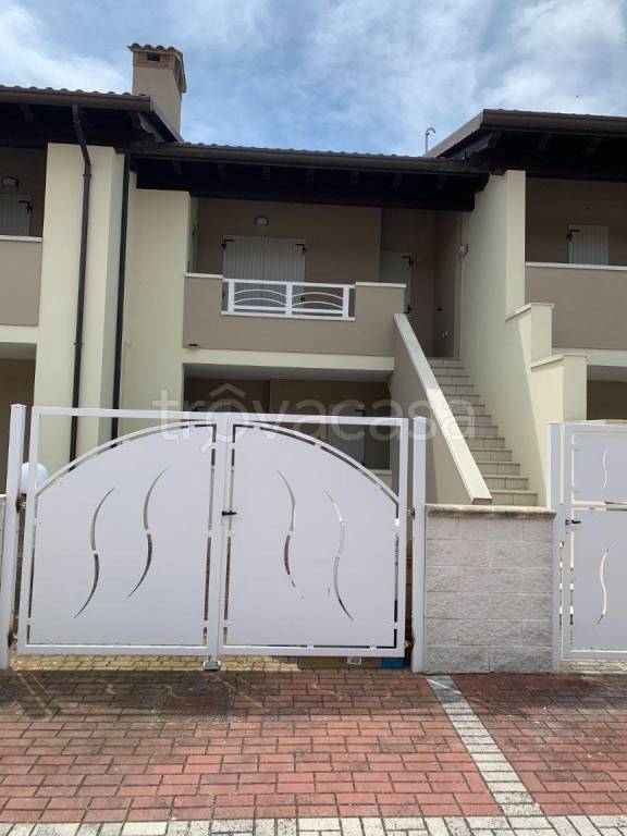 casa indipendente in affitto a Comacchio in zona Lido degli Scacchi