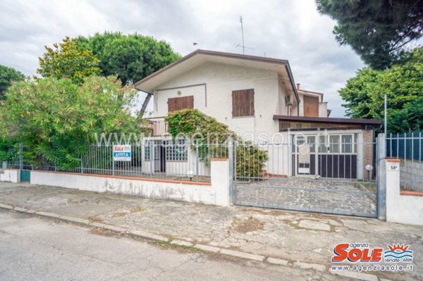 casa indipendente in affitto a Comacchio in zona Lido delle Nazioni