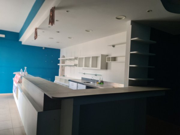 negozio in affitto a Comacchio in zona Lido degli Estensi