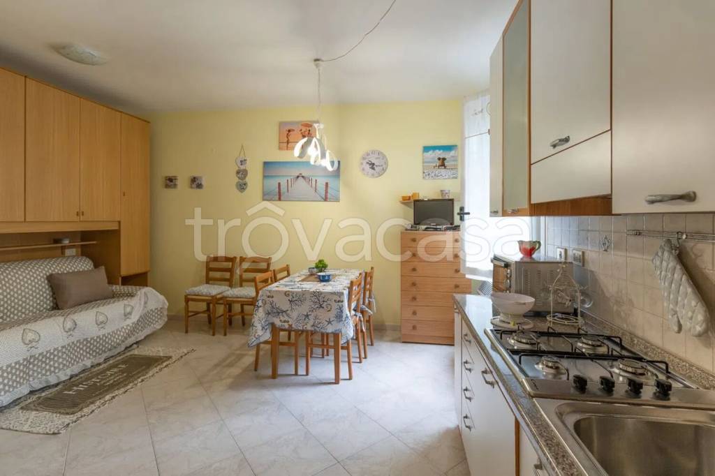 casa indipendente in affitto a Comacchio in zona Lido degli Estensi