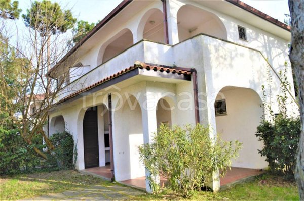 casa indipendente in affitto a Comacchio in zona Lido degli Estensi