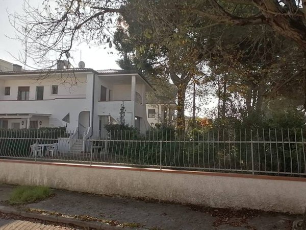 casa indipendente in affitto a Comacchio in zona Lido di Pomposa