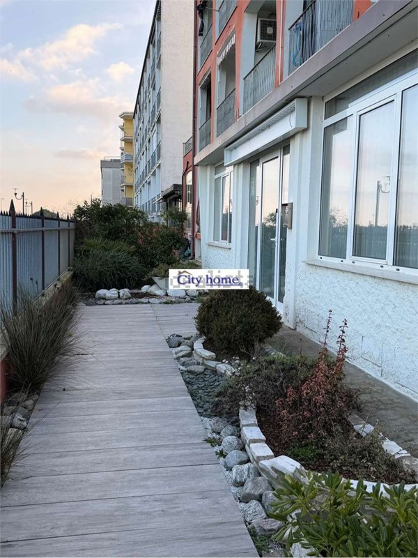 ufficio in affitto a Comacchio in zona Lido degli Estensi