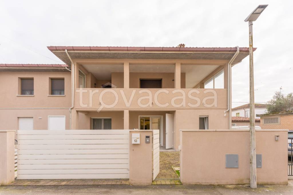 casa indipendente in affitto a Comacchio in zona Porto Garibaldi