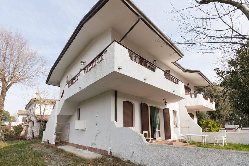 casa indipendente in affitto a Comacchio in zona Lido di Spina