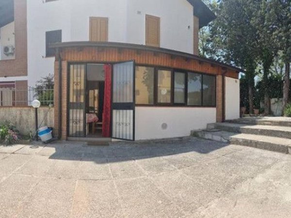 casa indipendente in affitto a Comacchio in zona Lido di Pomposa