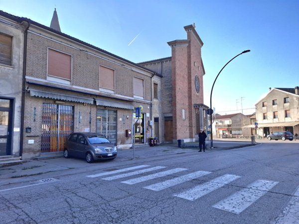ufficio in affitto a Copparo in zona Ambrogio
