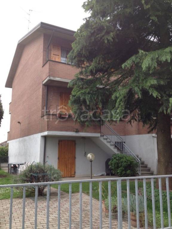 casa indipendente in affitto a Ferrara in zona Chiesuol del Fosso