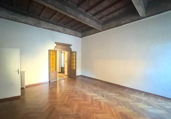appartamento in affitto a Ferrara in zona Centro Storico