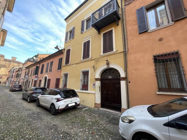 appartamento in affitto a Ferrara in zona Centro Storico