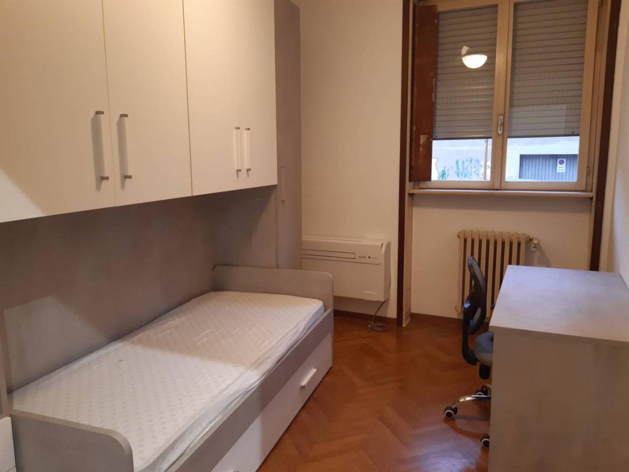 negozio in affitto a Ferrara in zona Centro Storico