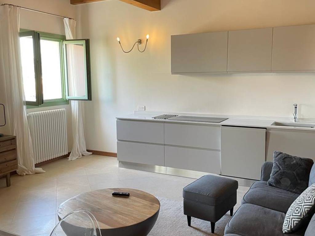 appartamento in affitto a Ferrara in zona Centro Storico