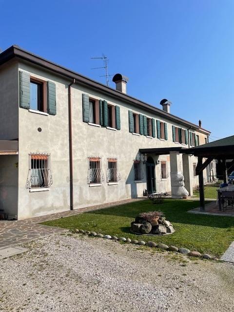 casa indipendente in affitto a Ferrara in zona Monestirolo