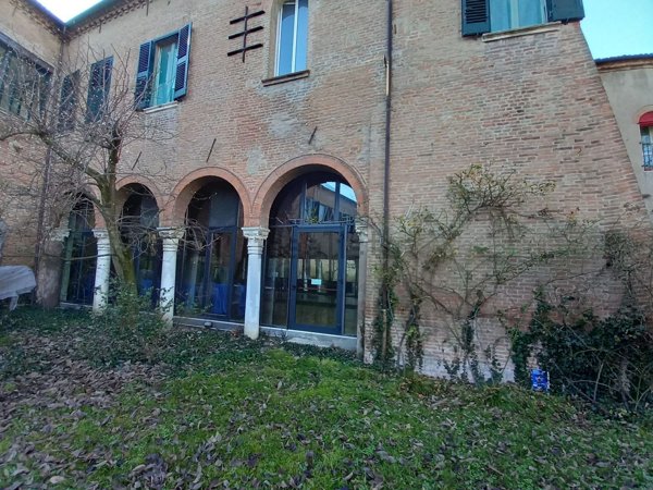 appartamento in affitto a Ferrara in zona Centro Storico
