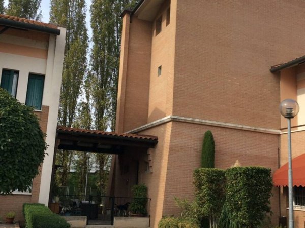 casa indipendente in affitto a Ferrara