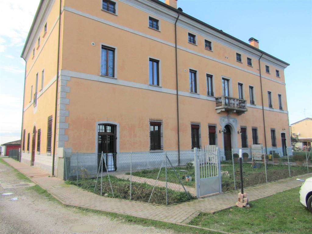 appartamento in affitto a Ferrara in zona San Martino