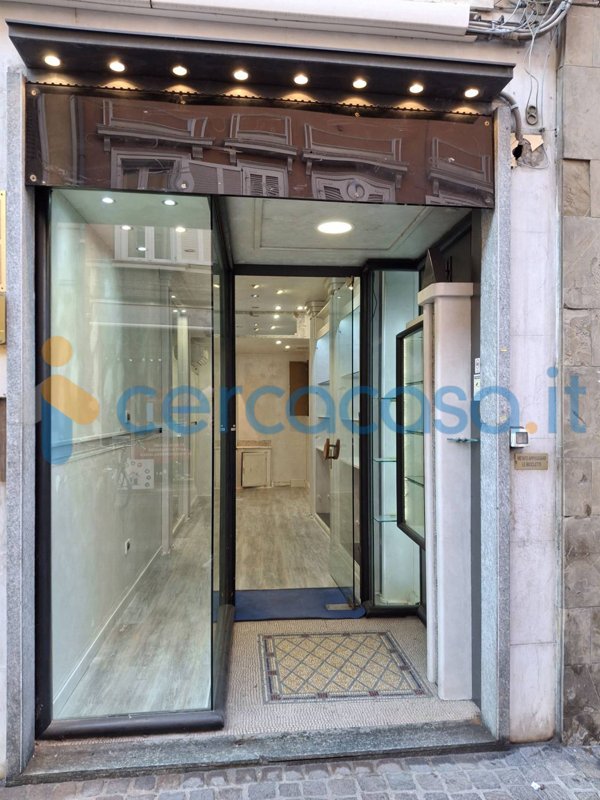 locale commerciale in affitto a Ferrara in zona Centro Storico