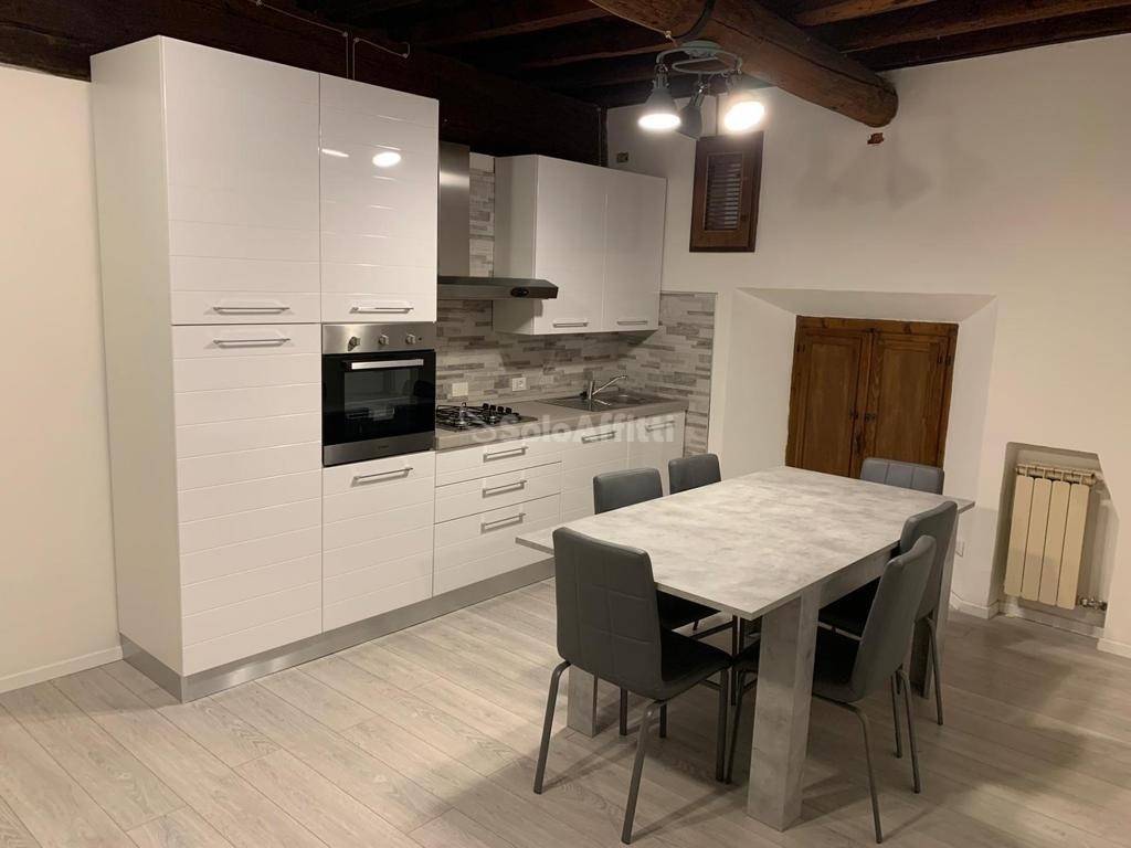 appartamento in affitto a Ferrara in zona Centro Storico