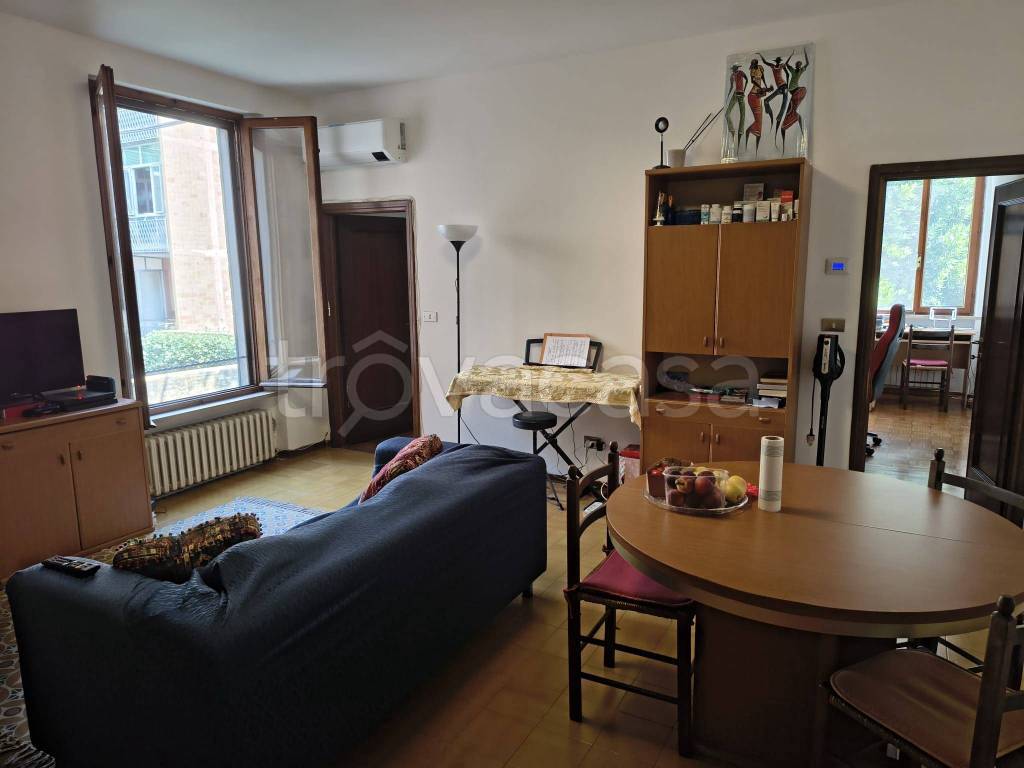 appartamento in affitto a Ferrara in zona Centro Storico