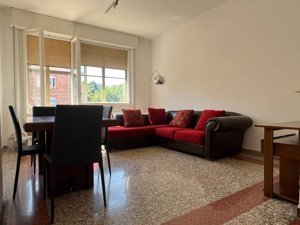 appartamento in affitto a Ferrara in zona Centro Storico