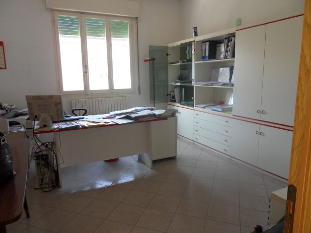 ufficio in affitto a Ferrara in zona Porotto / Cassana