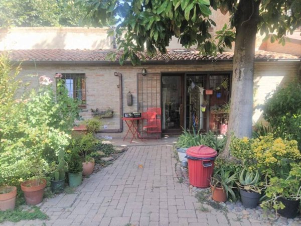 appartamento in affitto a Ferrara in zona Centro Storico