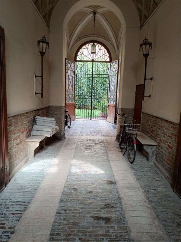 appartamento in affitto a Ferrara in zona Centro Storico