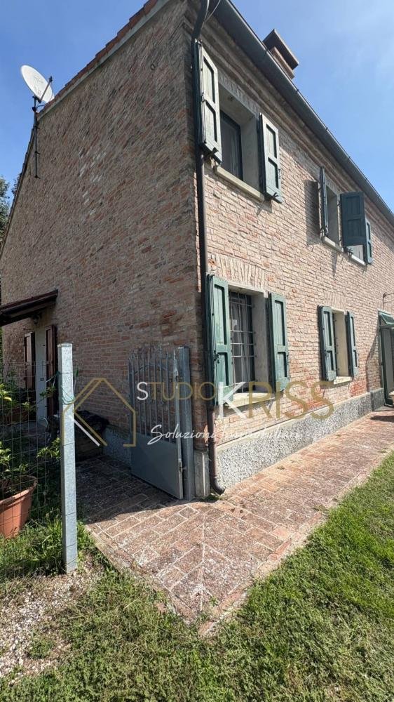 casa semindipendente in affitto a Ferrara in zona Villanova