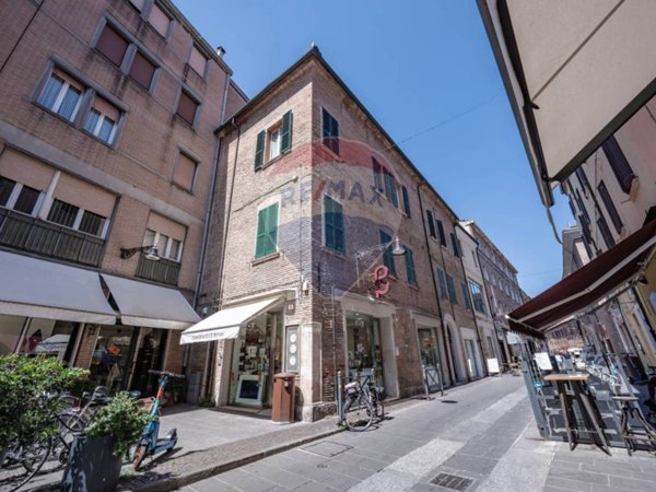 appartamento in affitto a Ferrara in zona Centro Storico