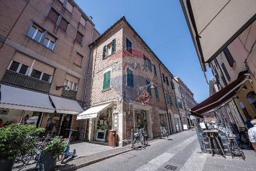appartamento in affitto a Ferrara in zona Centro Storico
