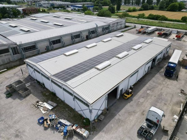 locale commerciale in affitto a Ferrara in zona Porotto / Cassana