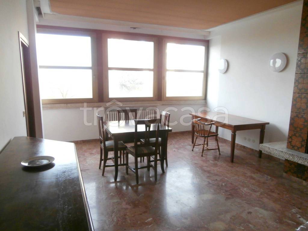 appartamento in affitto a Ferrara in zona Centro Storico