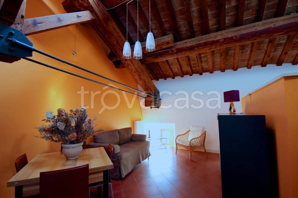 appartamento in affitto a Ferrara in zona Centro Storico