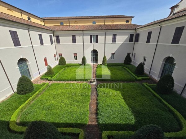 ufficio in affitto a Ferrara in zona Centro Storico