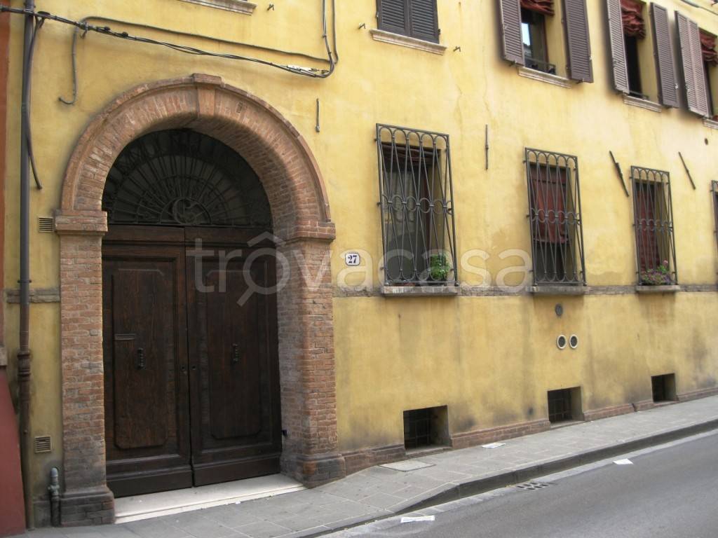 appartamento in affitto a Ferrara in zona Centro Storico