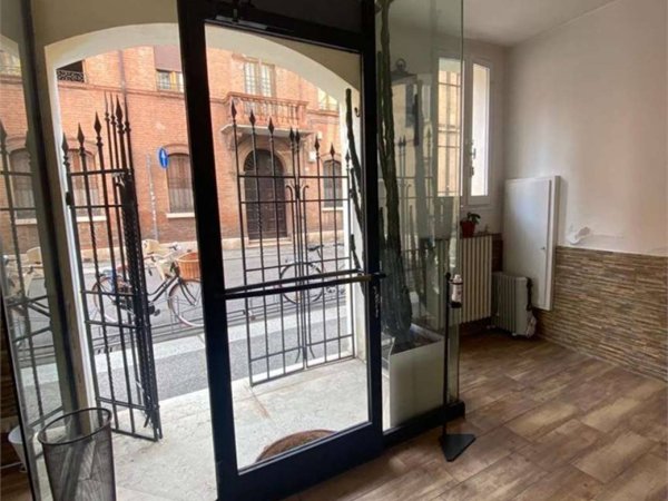 negozio in affitto a Ferrara in zona Centro Storico