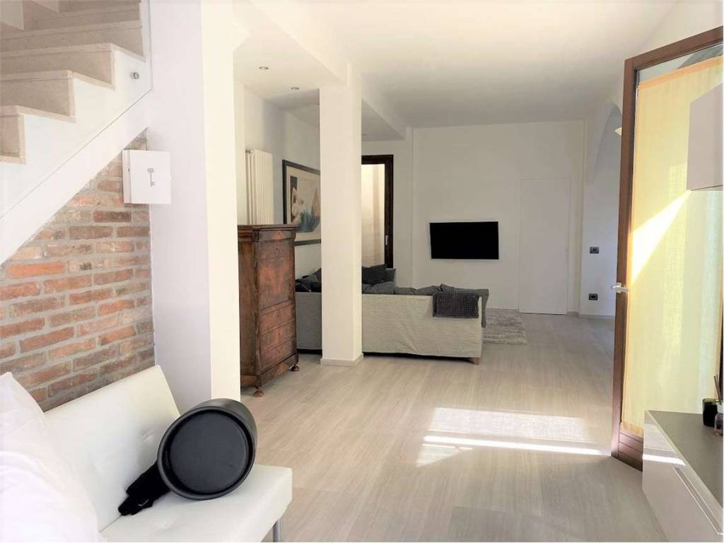 casa indipendente in affitto a Ferrara