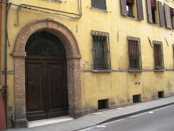 appartamento in affitto a Ferrara in zona Centro Storico